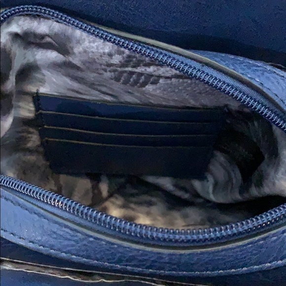 Navy Blue Purse - Picture 7 of 8